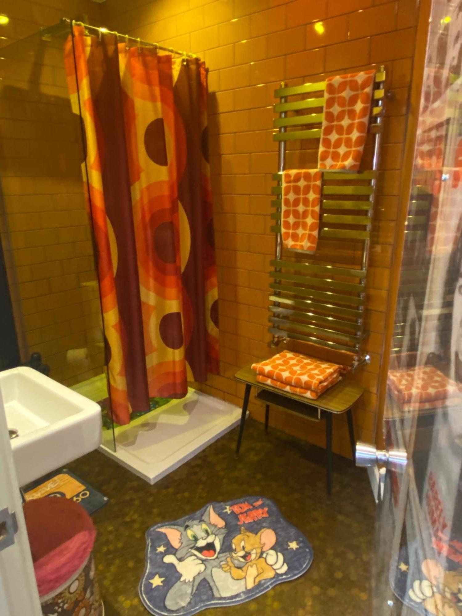 The Retro Retreat With Free Parking Leilighet Hastings Eksteriør bilde